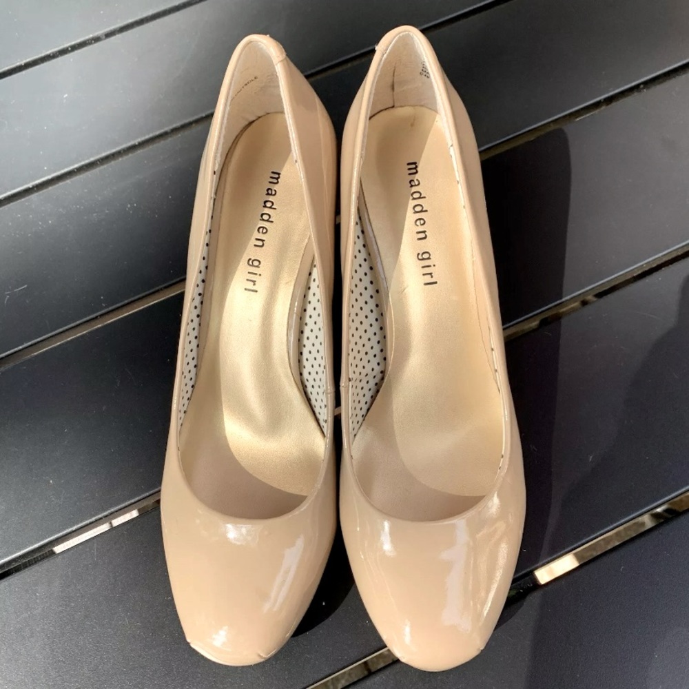 Madden Girl, New, Getty, Paten leather￼￼, Hidden Platform, Pump, Sz. 8